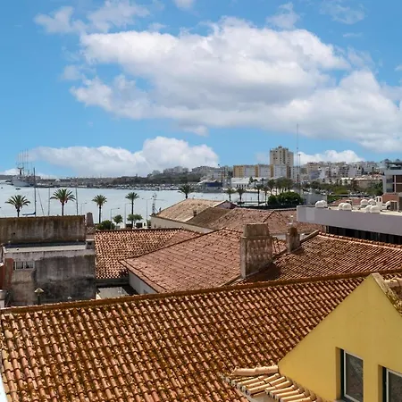 Downtown With River View And Ac By Lisbeyond 波尔蒂芒
