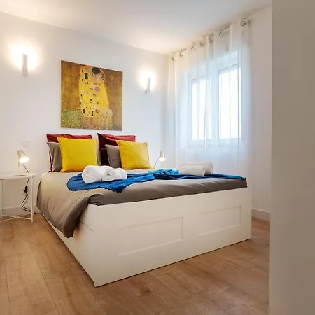 Downtown With River View And Ac By Lisbeyond Apartament