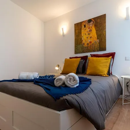 Downtown With River View And Ac By Lisbeyond Apartman *