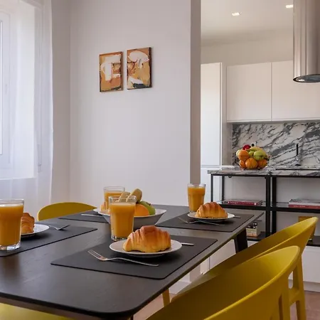 Lovely In With River View Apartamento Portimão