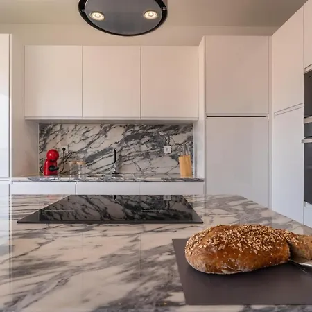 Apartamento Lovely In With River View *